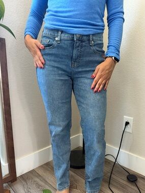 Banana Republic High-Rise Straight Jeans in Light Blue